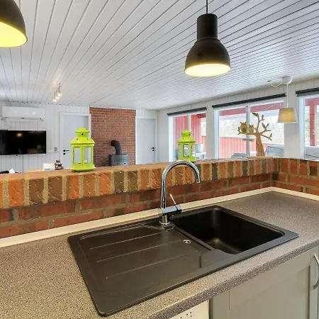 Holiday Asgerd - 2-7km From The Sea In Western Jutland